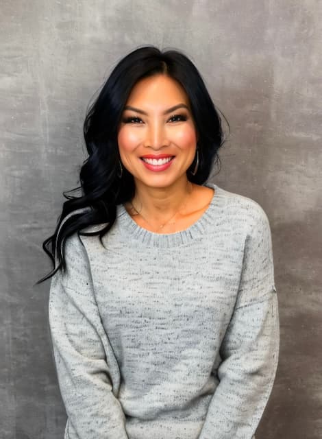 Jennifer Lang, Los Angeles County Realtor